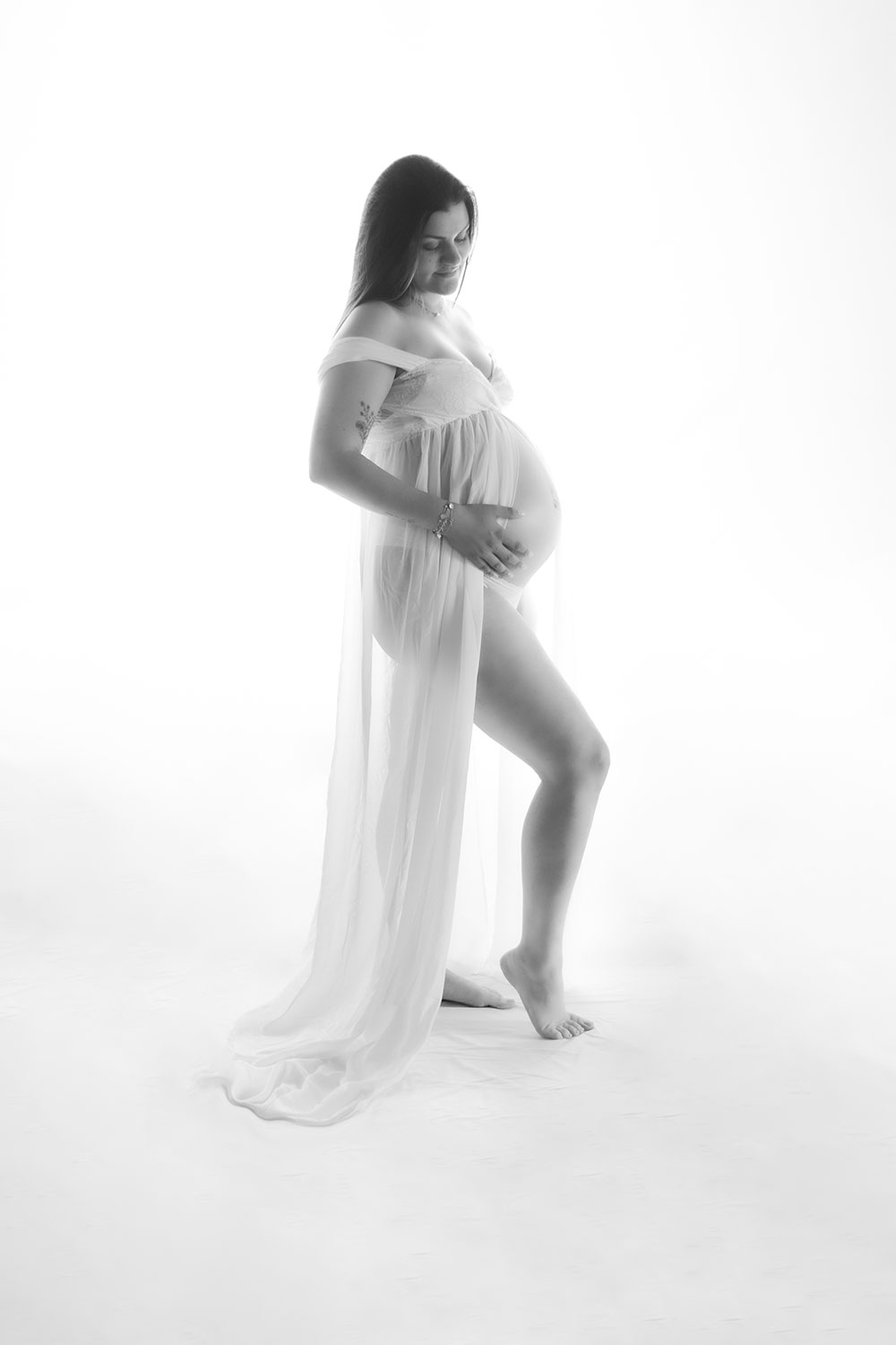femme enceinte robe légère lisa mazeau photographe professionnelle gironde