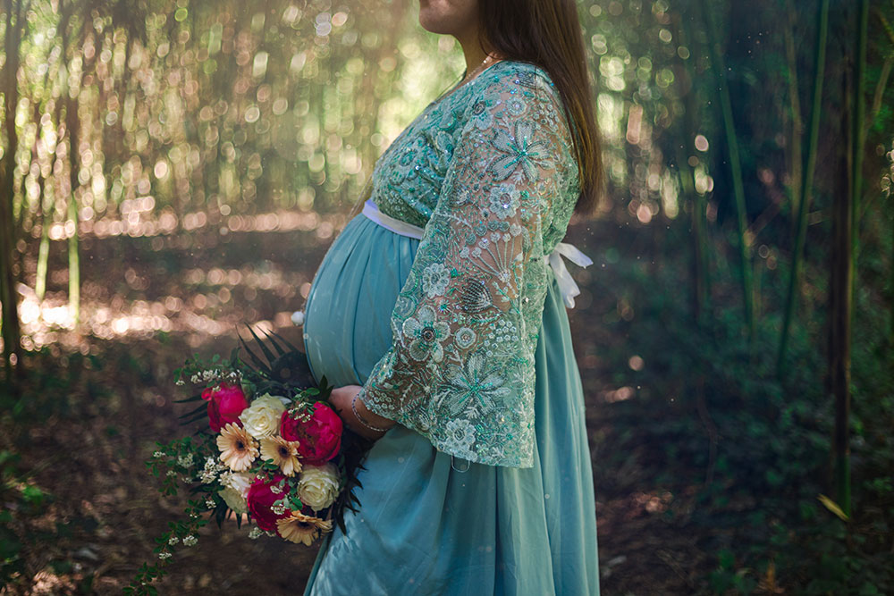 femme enceinte robe bleue paillettes moulin duellas lisa mazeau photographe professionnelle gironde